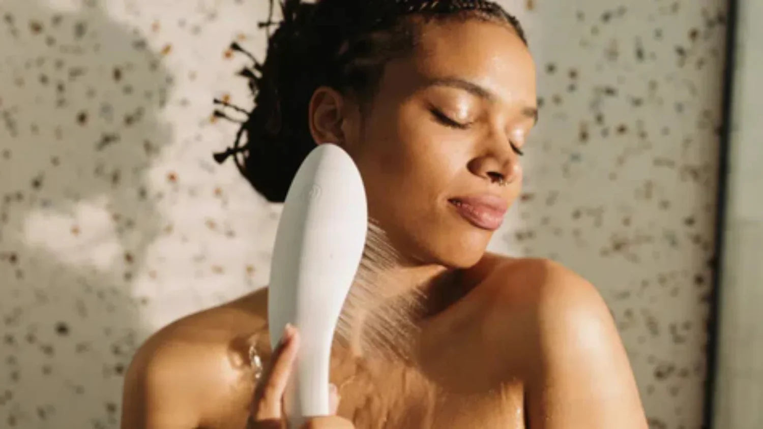 Womanizer Wave | Pleasure During Shower