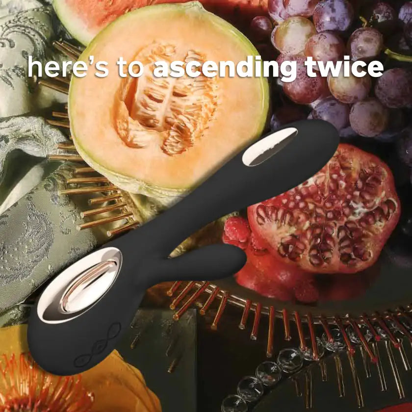 LELO Soraya Wave™ vibrating personal massager multiple intensity settings app controlled interactive patterns ergonomic body black Singapore