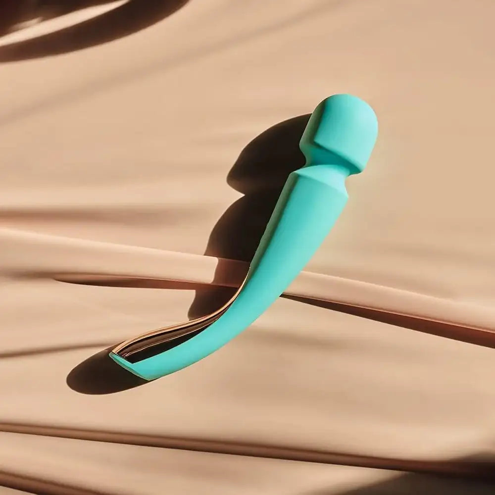 LELO Smart Wand 2 Large Aqua app-controlled vibration settings for customizable intensity and interactive experiences Singapore