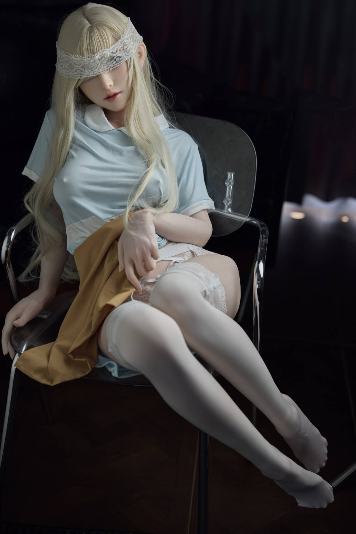 Starpery 151 cm B - Chuye – full-length seated pose in white stockings, legs extended