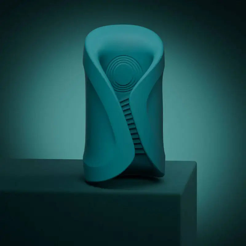 Lovense Gush 2 flexible fit design comfortable wearable hands free stimulation device Singapore