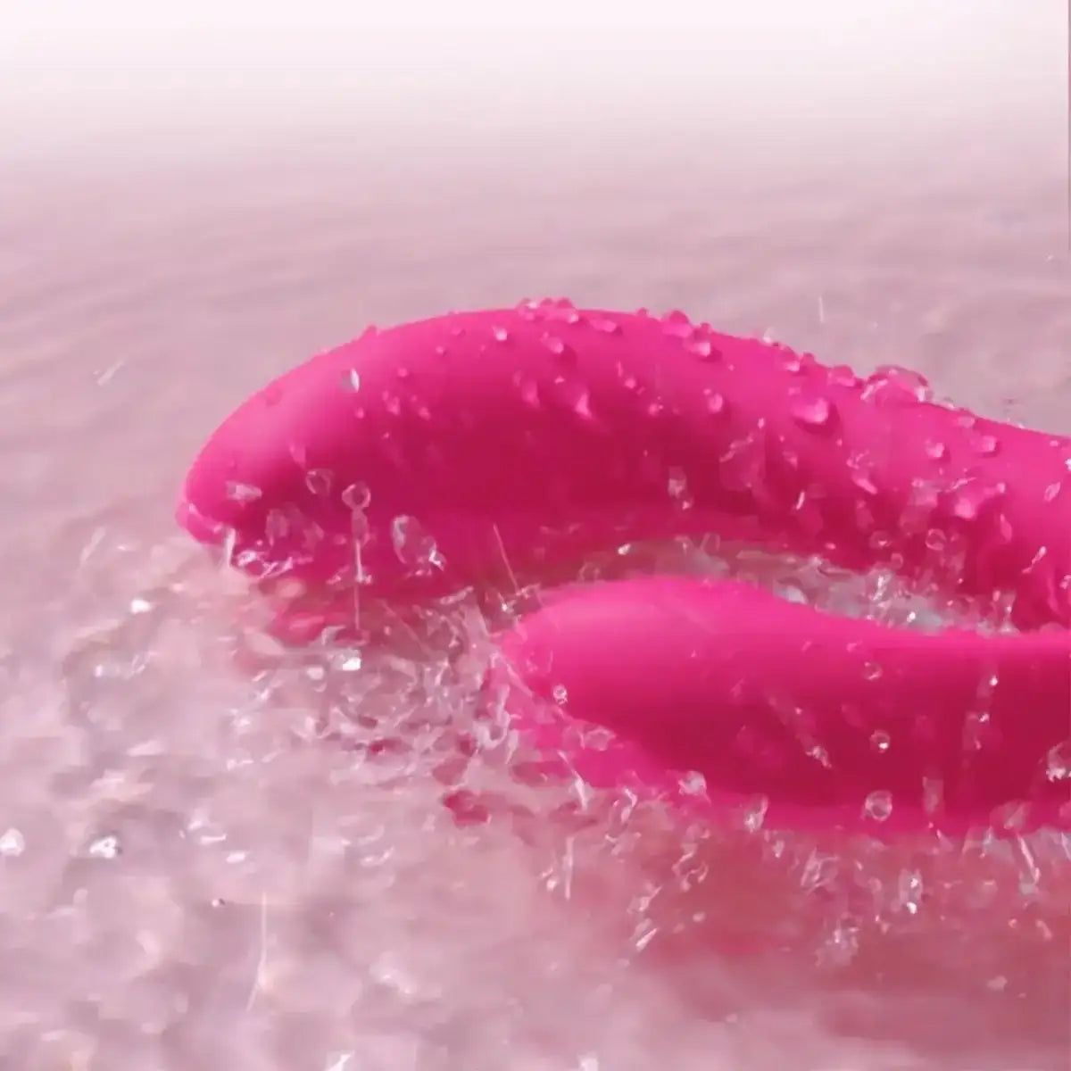 Lovense Osci 3 app controlled device for couples long distance connection Bluetooth Singapore