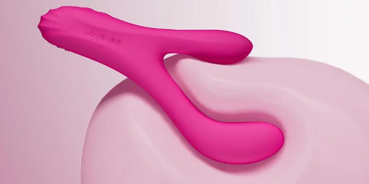 Lovense Osci 3 soft silicone texture comfortable ergonomic design premium device Singapore