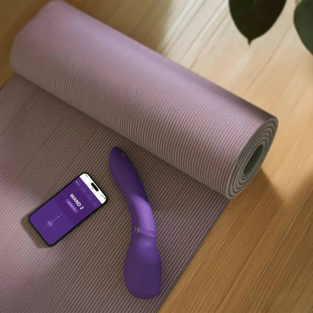 We-Vibe Wand 2 Bluetooth enabled wand for remote control and smart features Singapore