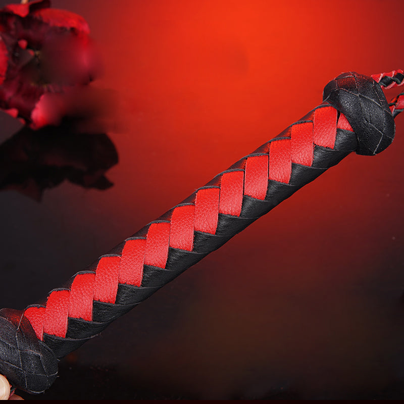Inferno Fangs - Genuine Leather 9-Tail Whip