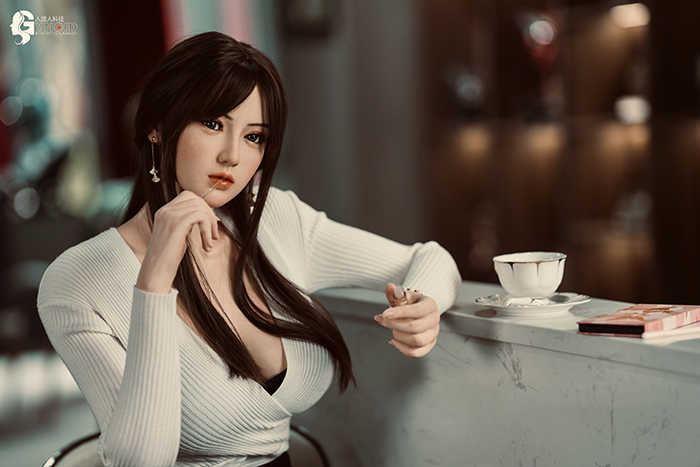 Gynoid Doll 168 cm Silicone - Leyla