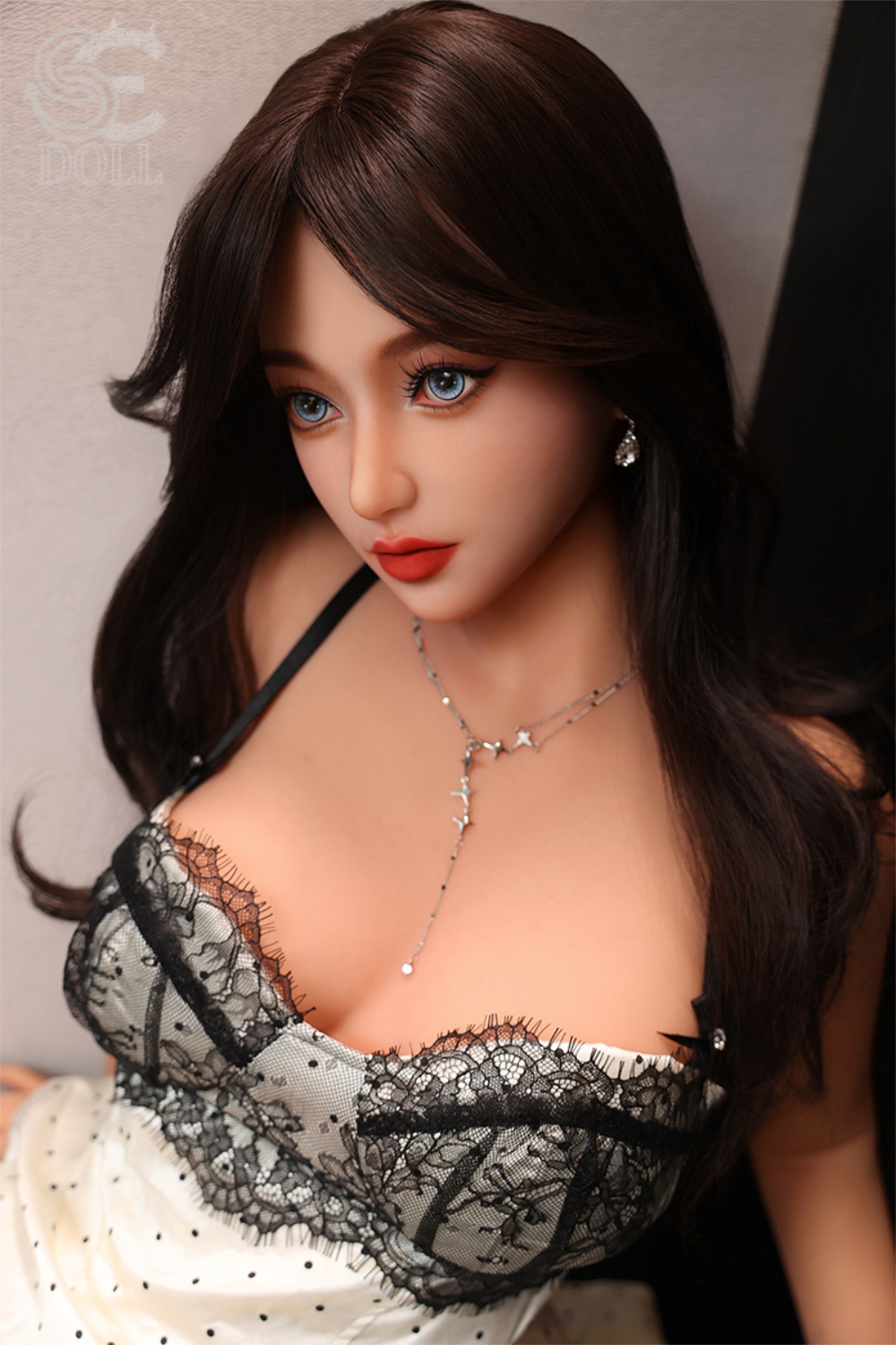 SEDOLL 160 cm C TPE - Yuuka.H with long dark hair and a detailed outfit against a wall.
