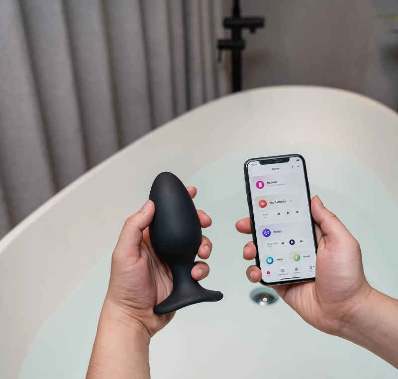 Lovense - Hush 2 (2.25 in) - Bluetooth Remote-Controlled Butt Plug - L