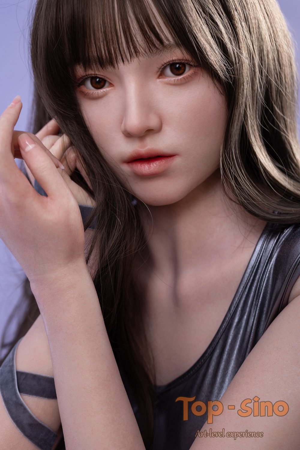 Top Sino 167 cm Platinum Silicone - Mimu (RRS+) - V3 showing a close-up face portrait wearing silver gray tank top.