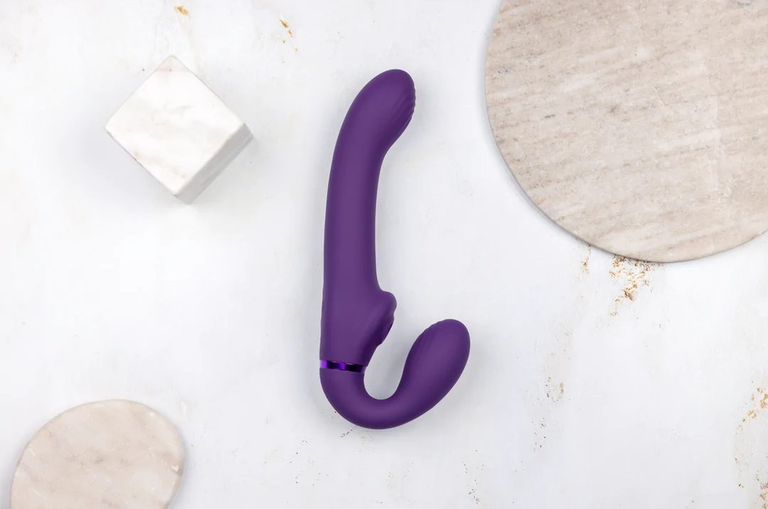 SHOTS - Ai Dual Vibrating & Air Wave Tickler Strapless Strap On - Purple