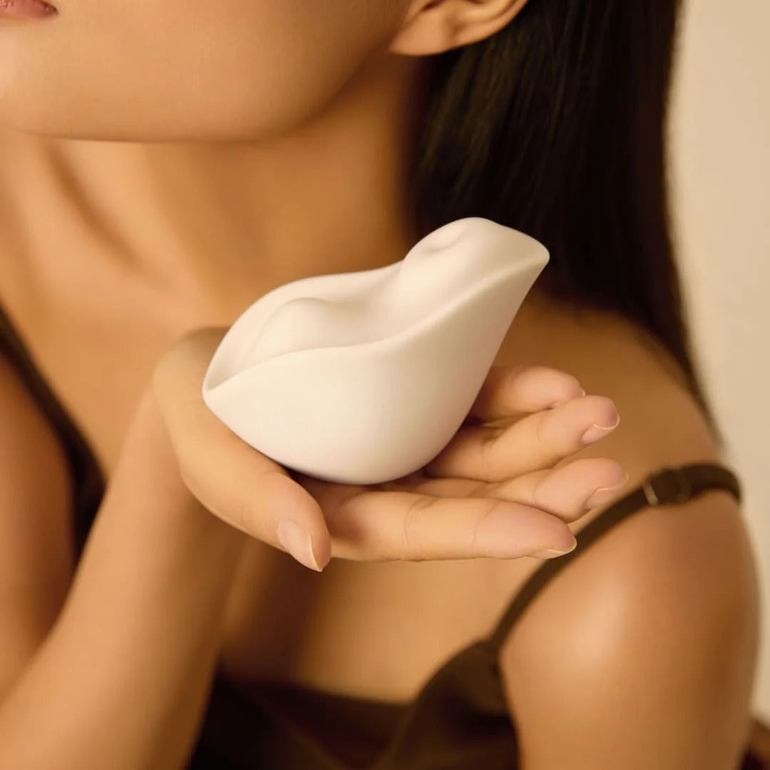OSUGA Kiss – Heated Oral Sex Vibrator