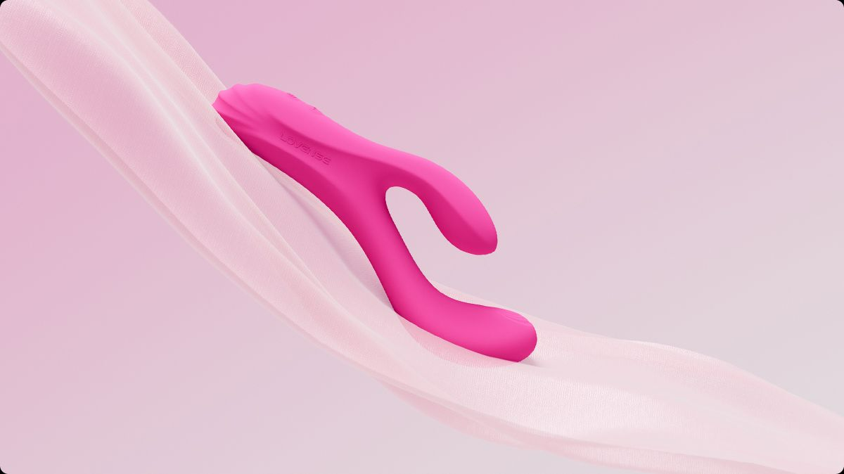 Lovense - Osci 3 App-Controlled Heating Rabbit Vibrator