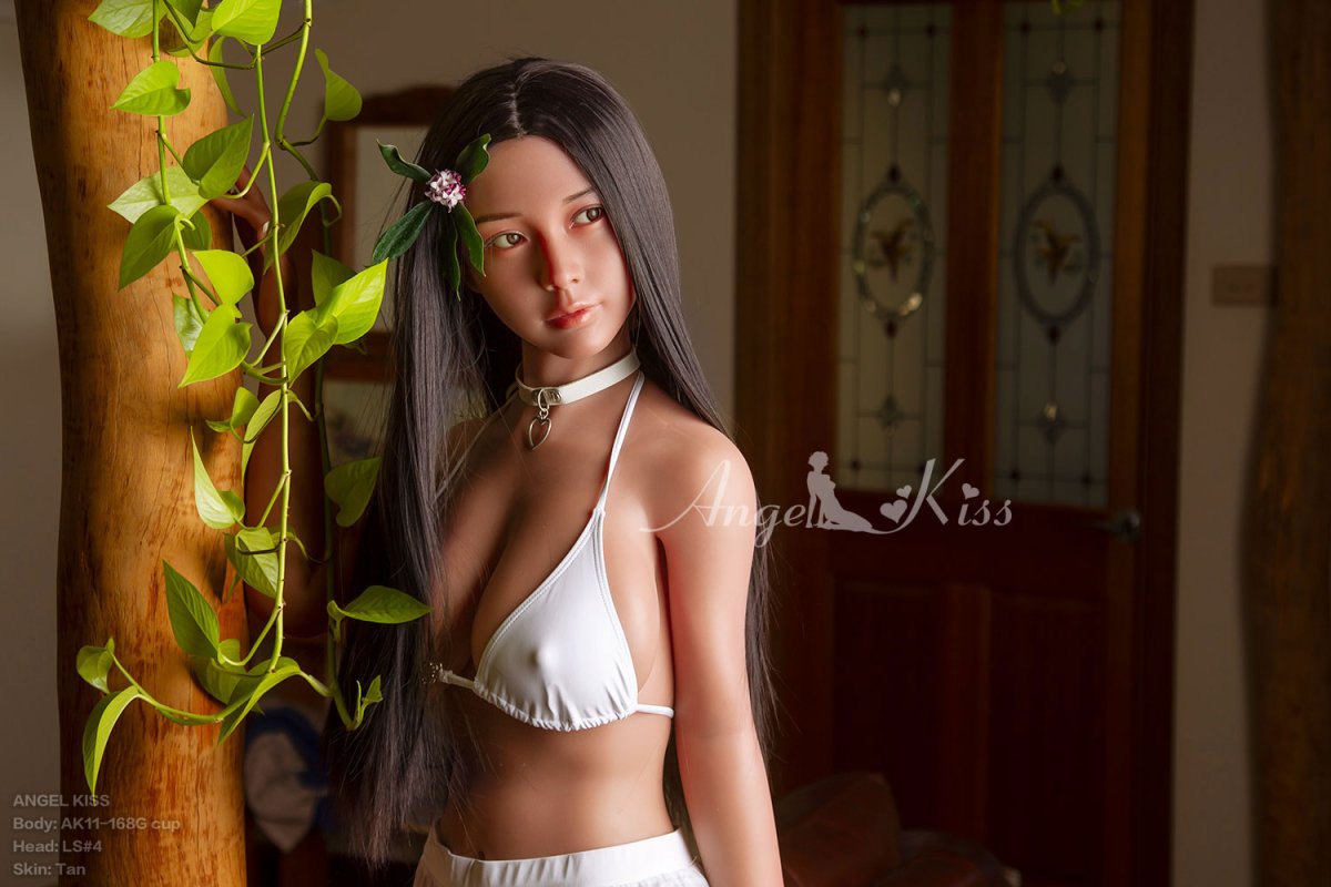 Angelkiss Doll 168 cm Silicone - Mia - FRISKY BUSINESS SG
