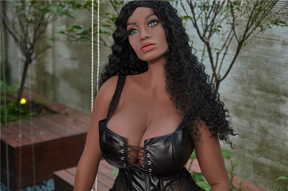 Irontech Doll 158 cm I TPE - Sara - FRISKY BUSINESS SG