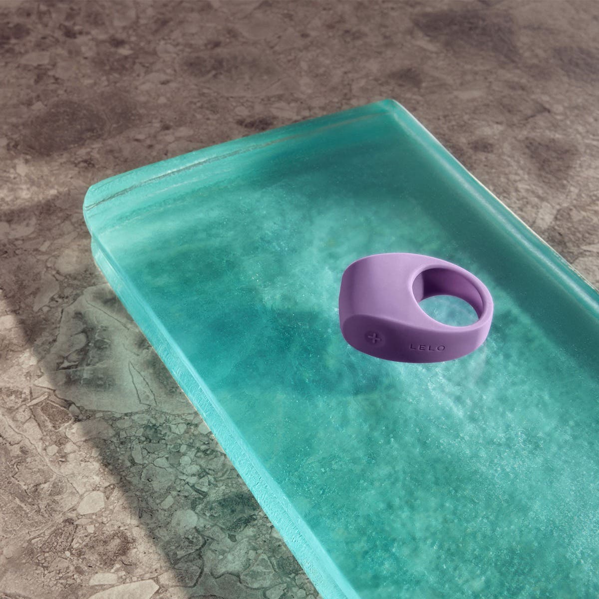 LELO - Tor 3 App-Controlled Vibrating Couple's Ring - Violet Dusk - FRISKY BUSINESS SG