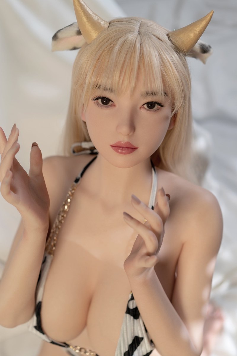 Zelex Doll 143 cm G Silicone - Ellen - FRISKY BUSINESS SG